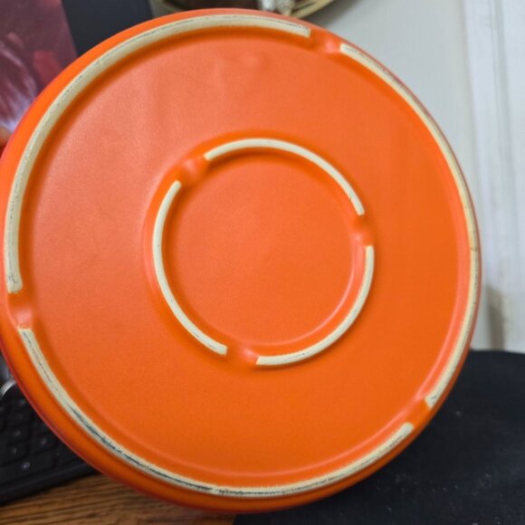 Parini Orange Gradient Cast Iron Dutch Oven W/ Lid 2.5 Qt Round Casserole Dish - Picture 10 of 11